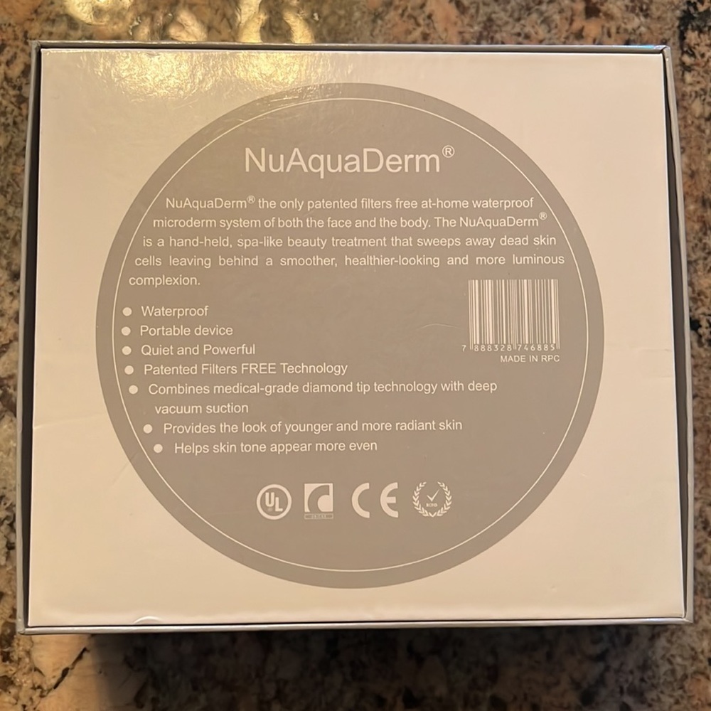 NuAquaDerm Microdermabrasion Ayooo - Picture 2 of 3